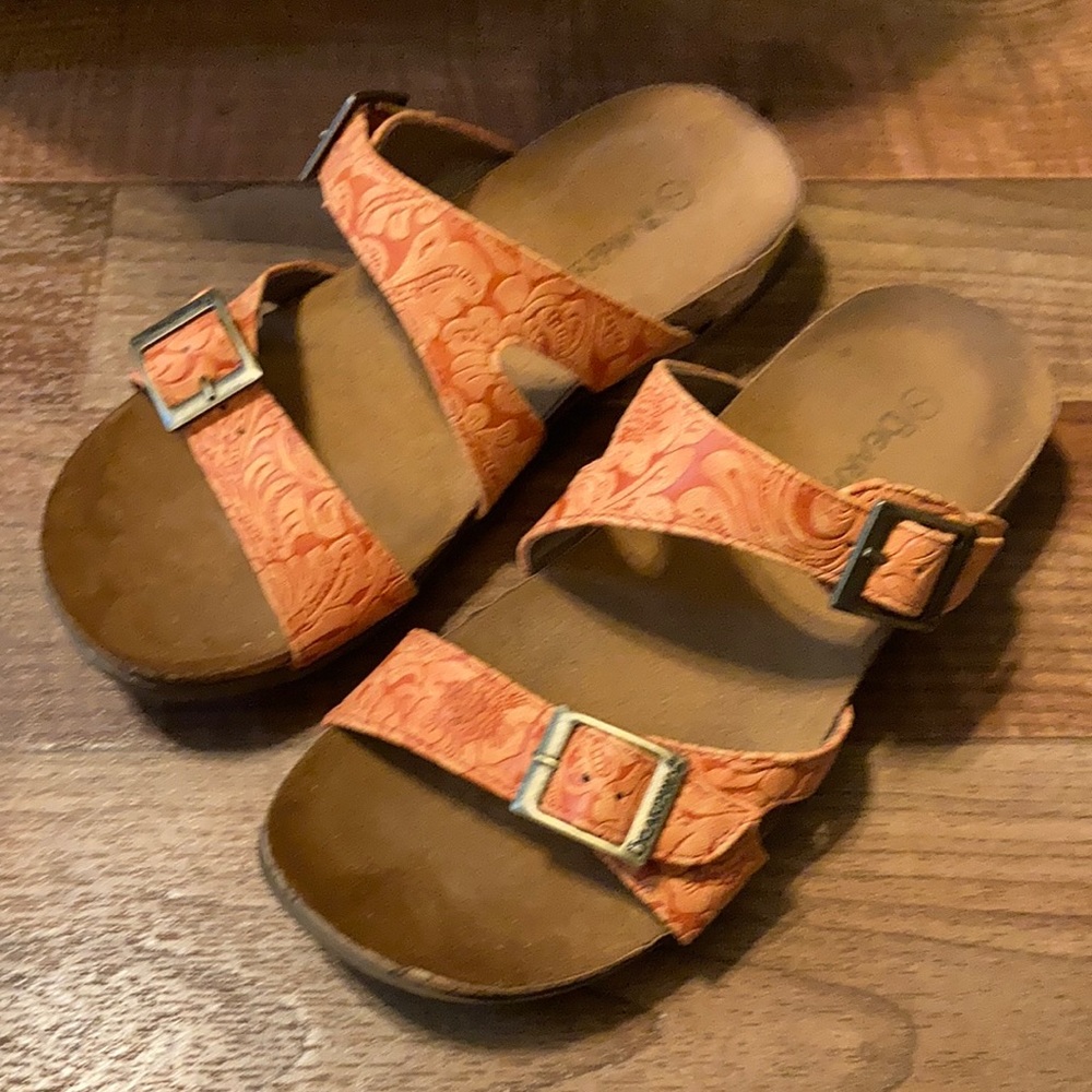 Bear Paw summer sandals size 7